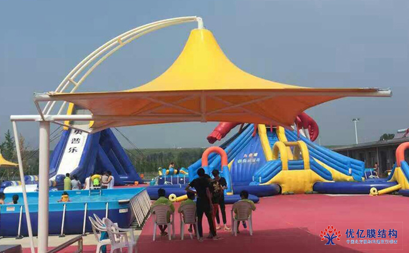 鞍山游樂園遮陽傘