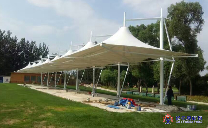 双向膜结构停车棚