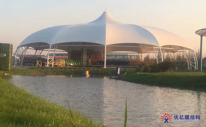 朝阳膜结构遮阳运动场