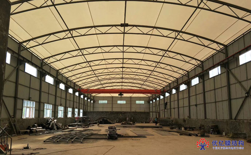 鋼膜結(jié)構(gòu)倉(cāng)儲(chǔ)棚，堆料棚