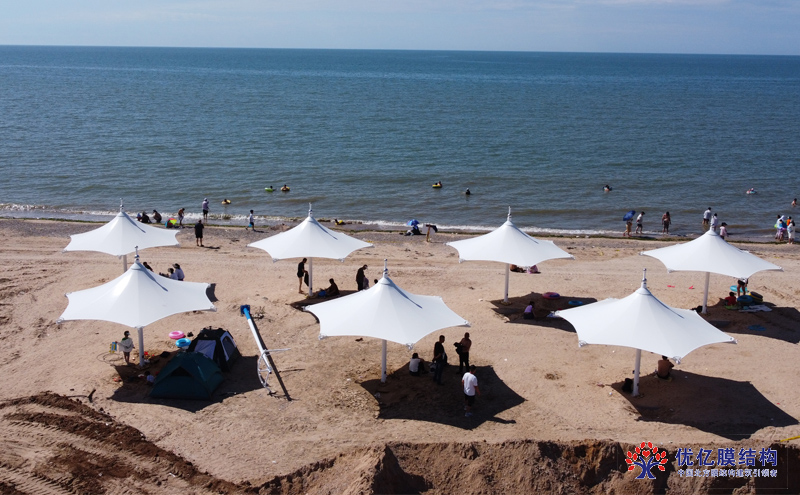 長興島沙灘遮陽傘