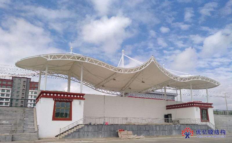 膜結(jié)構(gòu)看臺遮陽棚