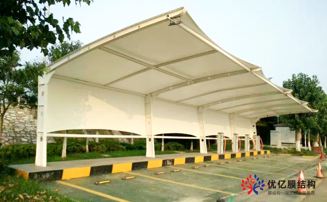 膜结构车棚